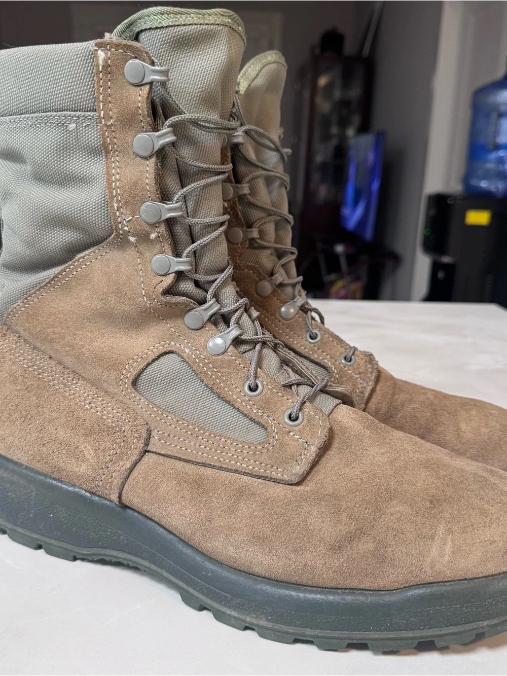 Belleville AFTW Gore-Tex Vibram Sole Tactical Military Boots Men’s Size 11.5 R